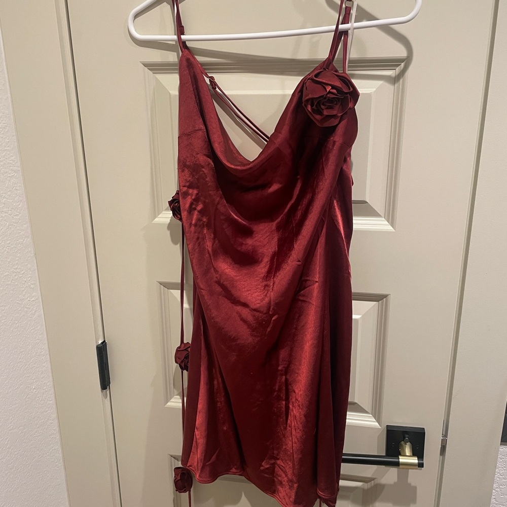 Elliatt Deep Red Satin Dress